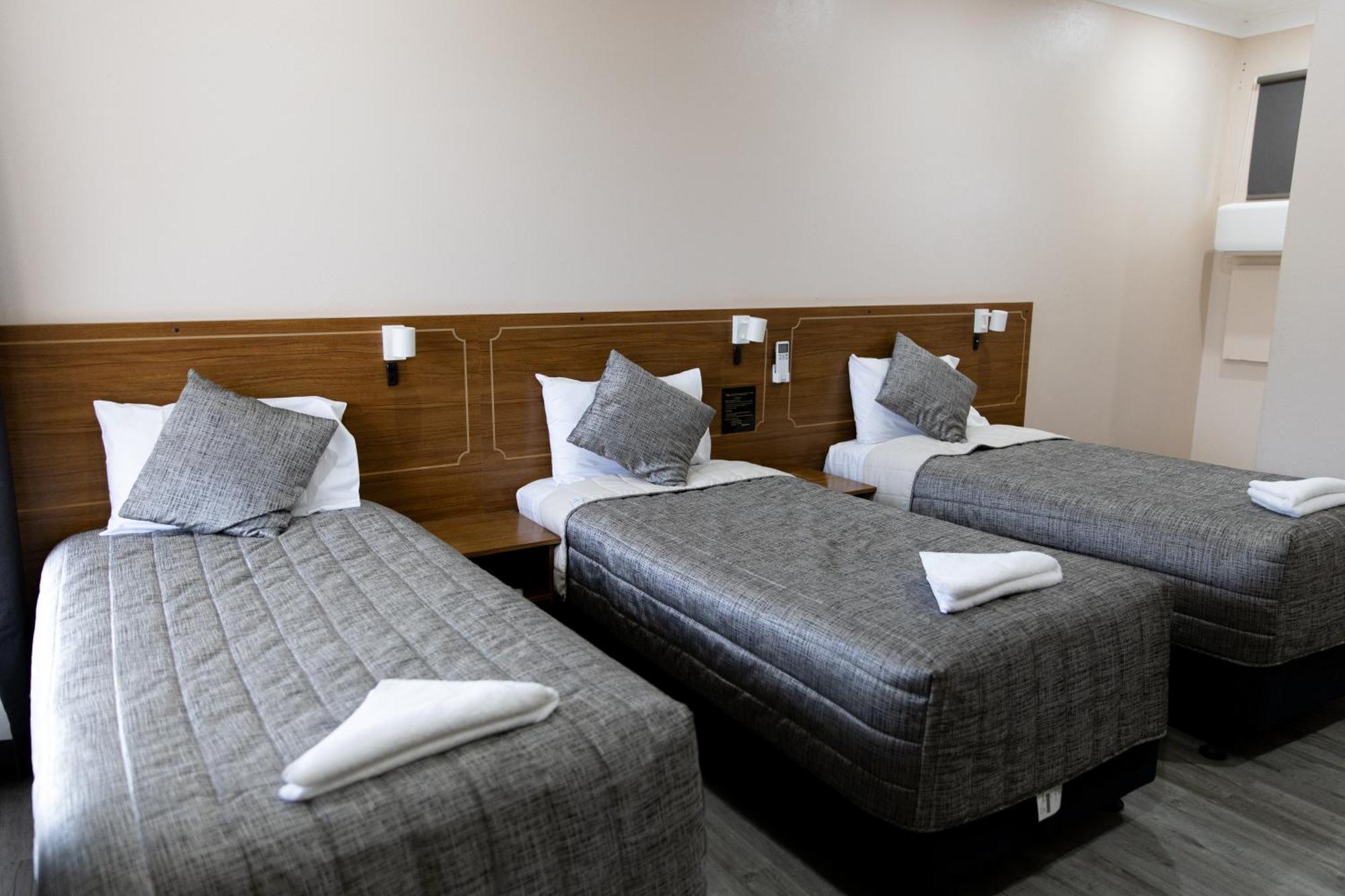 Garden Motor Inn Gundagai Esterno foto