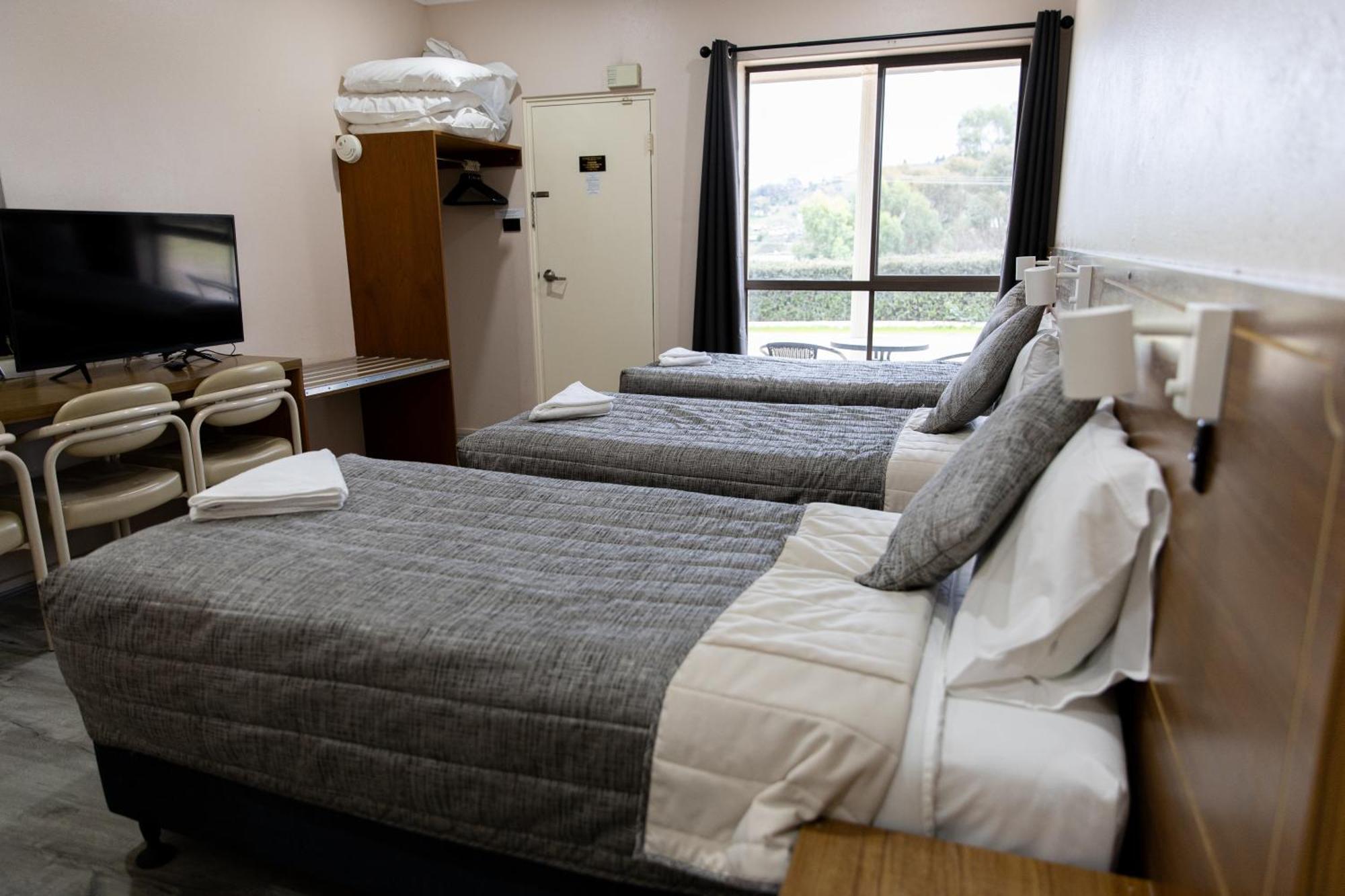 Garden Motor Inn Gundagai Esterno foto