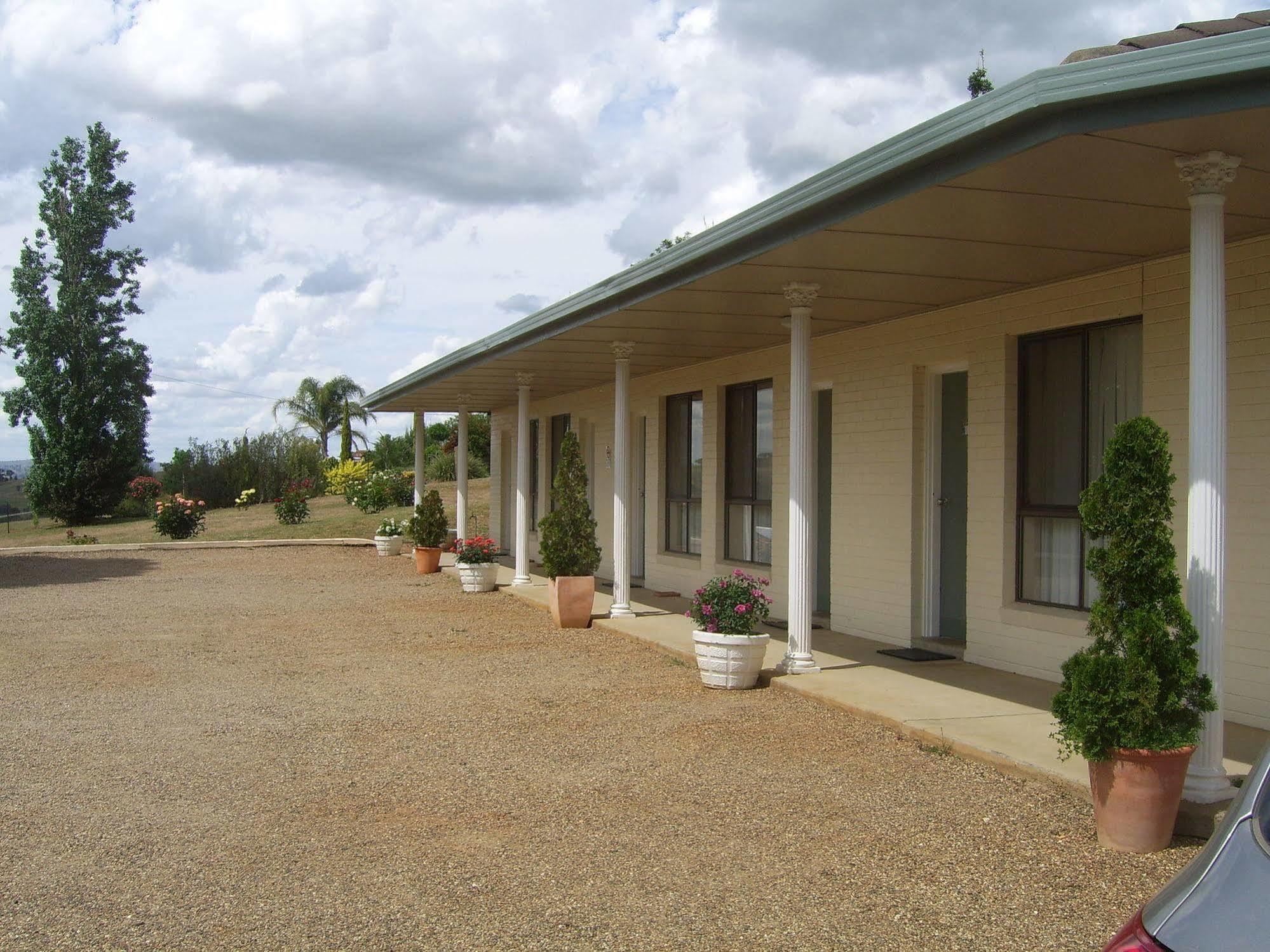 Garden Motor Inn Gundagai Esterno foto