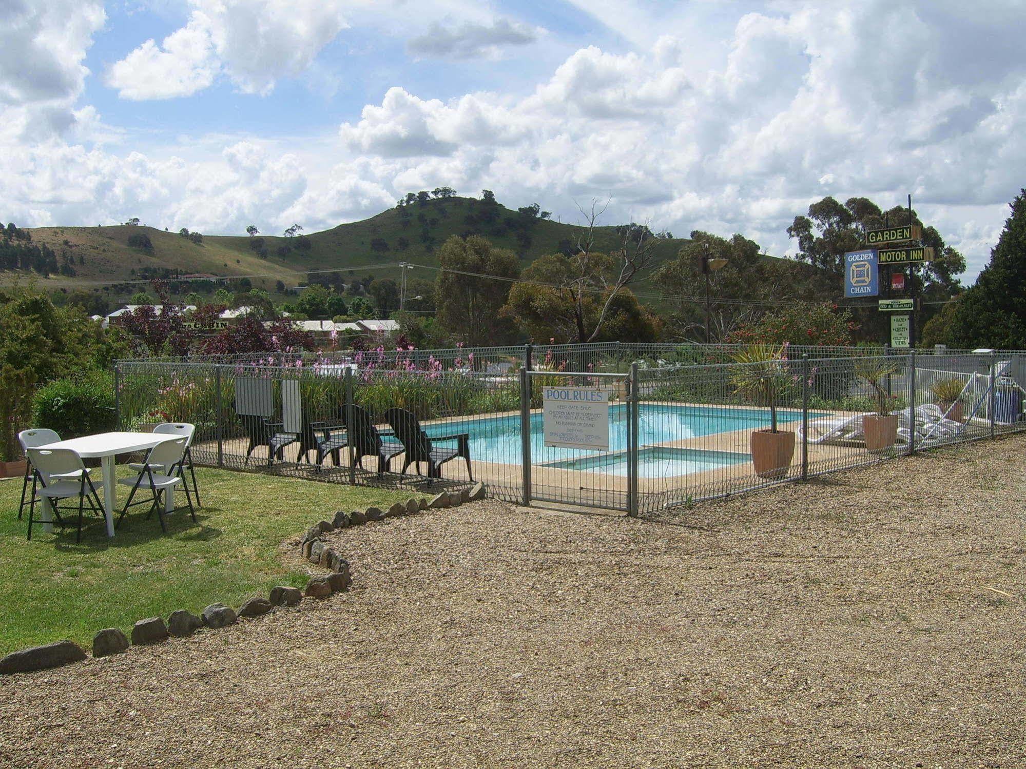 Garden Motor Inn Gundagai Esterno foto